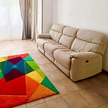 Urban Apartment - Slatina City Centre Екстериор снимка