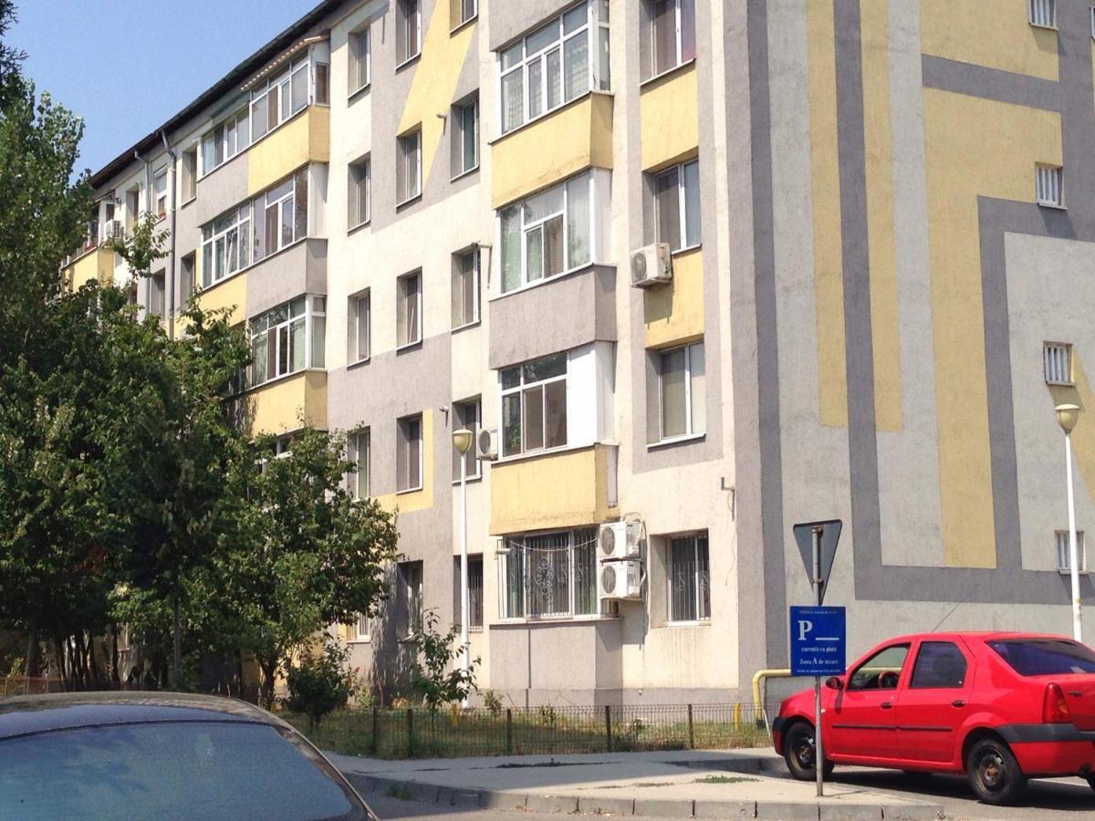 Urban Apartment - Slatina City Centre Екстериор снимка